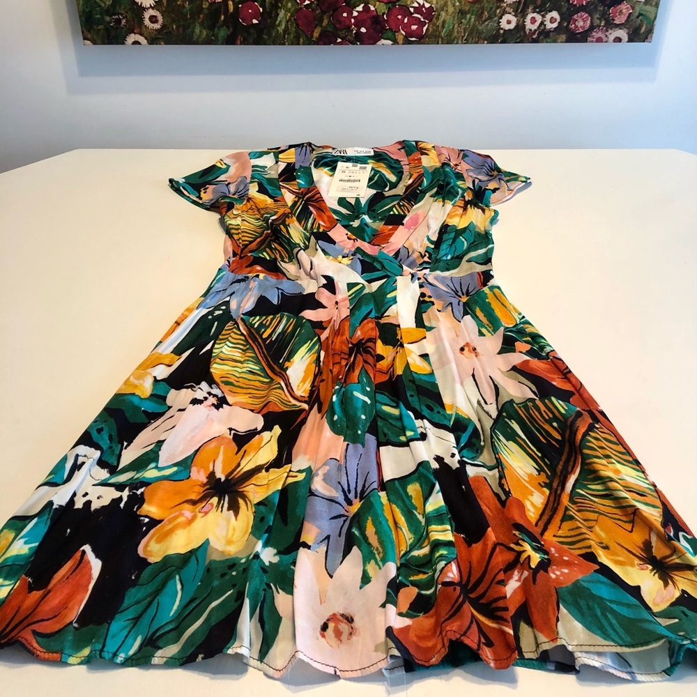 Short summer wrap dress.